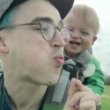 Baby Can’t Stop Laughing Over Hilarious Dandelion [VIDEO]