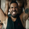 Apple Music Commercial ft Drake Singing To Taylor Swift [VIDEO]