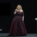 Adele Enters Her Concert In a Box!